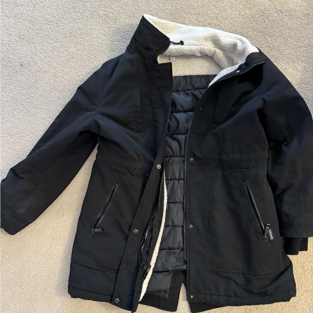 Nine wear women’s jacket size large (zipper needs to be seen back on at bottom)